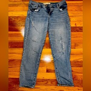 Cute Trendy Ripped Mom Jeans